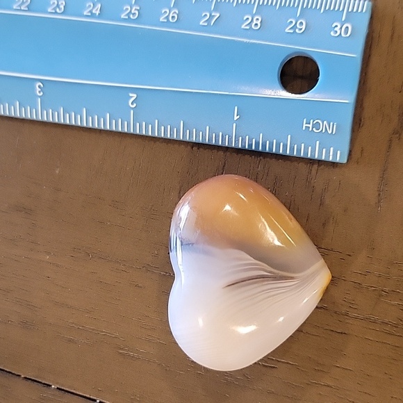 Agate Crystal Heart - Picture 3 of 4